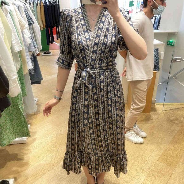 casual dresses fadan s family light luxury dress early autumn women's bubble sleeve printed v-neck long skirt, Black;gray
casual dresses fadan s family light luxury dress early autumn women's bubble sleeve printed v-neck long skirt, Black;gray