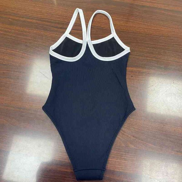 fashion 2022 designer design summer new small fragrance black and white contrast one-piece swimsuit slim fit sleeveless suspender bottomed, White;black
fashion 2022 designer design summer new small fragrance black and white contrast one-piece swimsuit slim fit sleeveless suspender bottomed, White;black