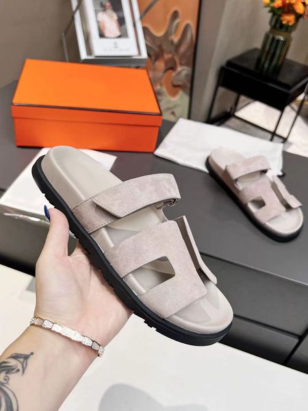 2022 luxury designer new ladies slippers sheepskin flat sandals fashion sandals, Black
2022 luxury designer new ladies slippers sheepskin flat sandals fashion sandals, Black