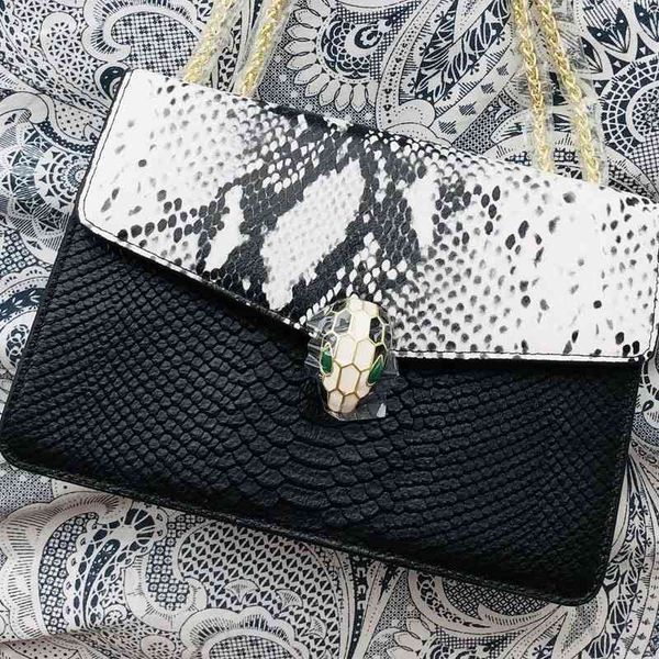 cowhide high-quality brand new hand-held single genuine leather handbag shoulder designer bags women messenger extra value special price
cowhide high-quality brand new hand-held single genuine leather handbag shoulder designer bags women messenger extra value special price
