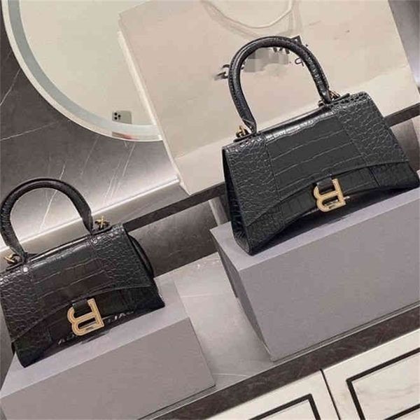 balenciga handbag 2022ss designer cowhide hourglass shaped bag crocodile pattern high sense french minority single shoulder messenger vlo9
balenciga handbag 2022ss designer cowhide hourglass shaped bag crocodile pattern high sense french minority single shoulder messenger vlo9