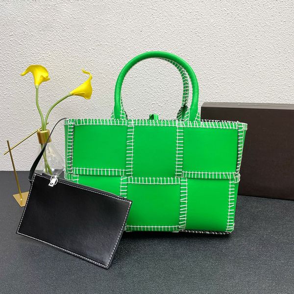 weave ar co tote handbag bag genuine leather interlaced suture removable interior zip pocket fashion letters shoulder bags large capacity po
weave ar co tote handbag bag genuine leather interlaced suture removable interior zip pocket fashion letters shoulder bags large capacity po