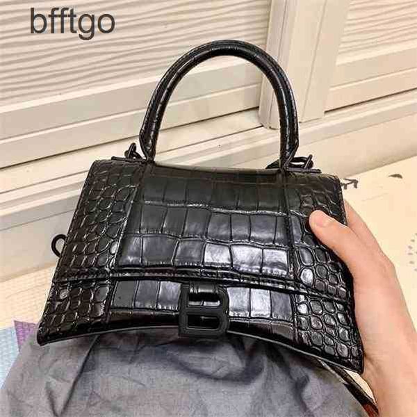 crossbody balencigas handbags hourglasss 2022 crocodiless net red autumn and winter fashion versatile handbag single shoulder messenger
crossbody balencigas handbags hourglasss 2022 crocodiless net red autumn and winter fashion versatile handbag single shoulder messenger