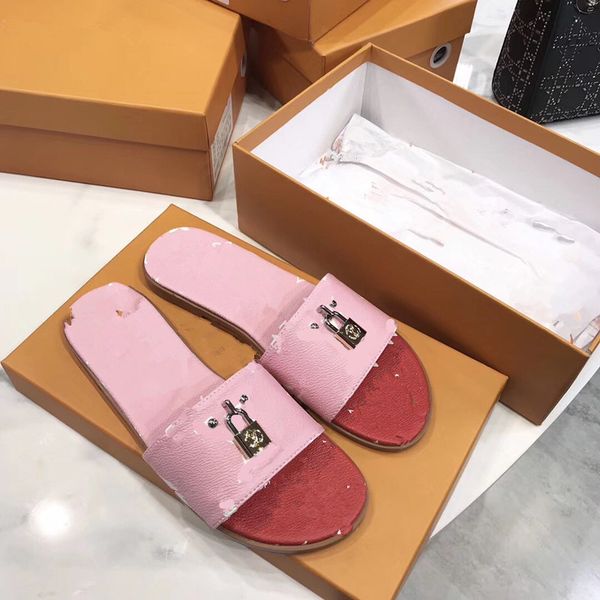 luxury patchwork women flat slippers and sandals print leather gold lock metal designer buckle ladies beach vacation slippers 34-42, Black
luxury patchwork women flat slippers and sandals print leather gold lock metal designer buckle ladies beach vacation slippers 34-42, Black