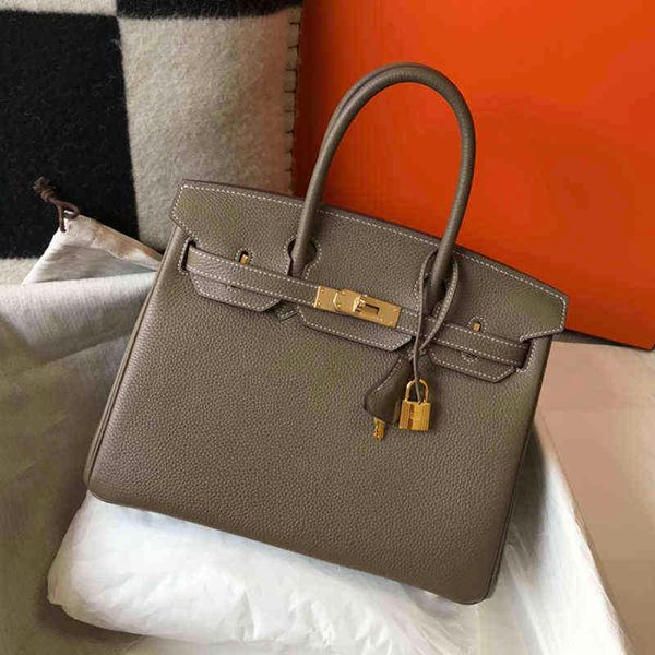 7a bag women purse designer tote bags handmade luxury designer handbags classic fashion togo leather wallet sac de luxe femme no, Red;black
7a bag women purse designer tote bags handmade luxury designer handbags classic fashion togo leather wallet sac de luxe femme no, Red;black