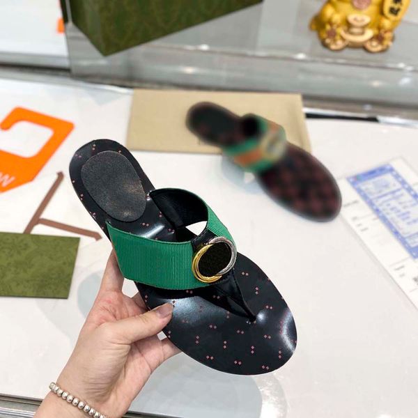 2022 designer woman sandals slippers men slipper gear bottoms flip flops women luxury sandal fashion causal flip flop 04, Black
2022 designer woman sandals slippers men slipper gear bottoms flip flops women luxury sandal fashion causal flip flop 04, Black