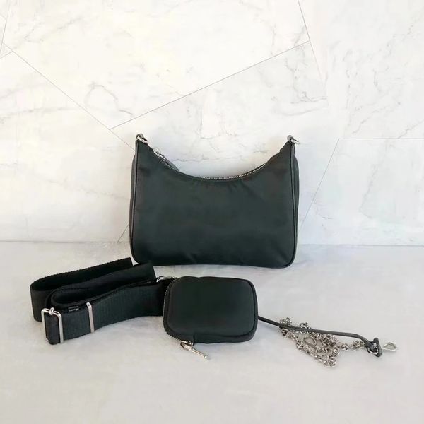 lady favorite nylon shoulder bag designer purse tote elling fashion womens chain zipper shopper wallet crossbody bags handbags 00000
lady favorite nylon shoulder bag designer purse tote elling fashion womens chain zipper shopper wallet crossbody bags handbags 00000