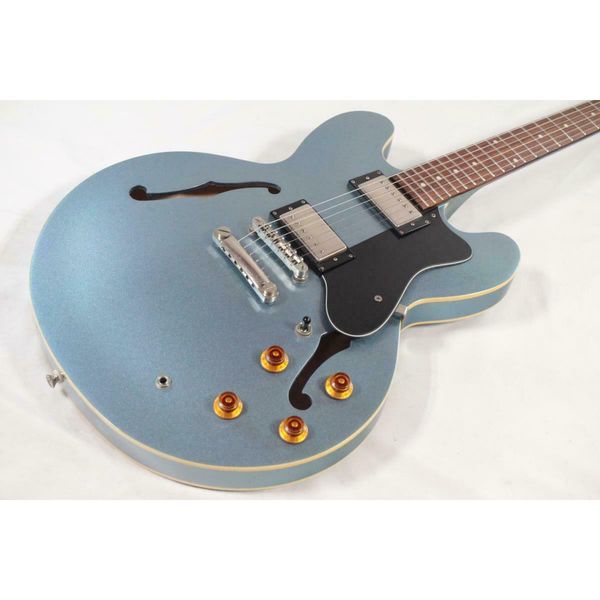 ep dot ml electric guitar as same of the pictures 
ep dot ml electric guitar as same of the pictures