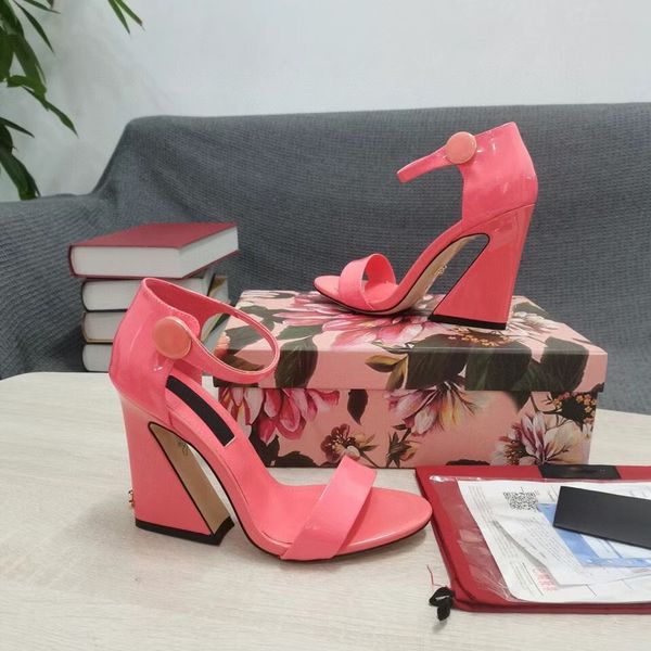 european wading sandals roman new fashion women's summer high heel casual , classic fashion, leather production, pearl decoration, size, Black
european wading sandals roman new fashion women's summer high heel casual , classic fashion, leather production, pearl decoration, size, Black