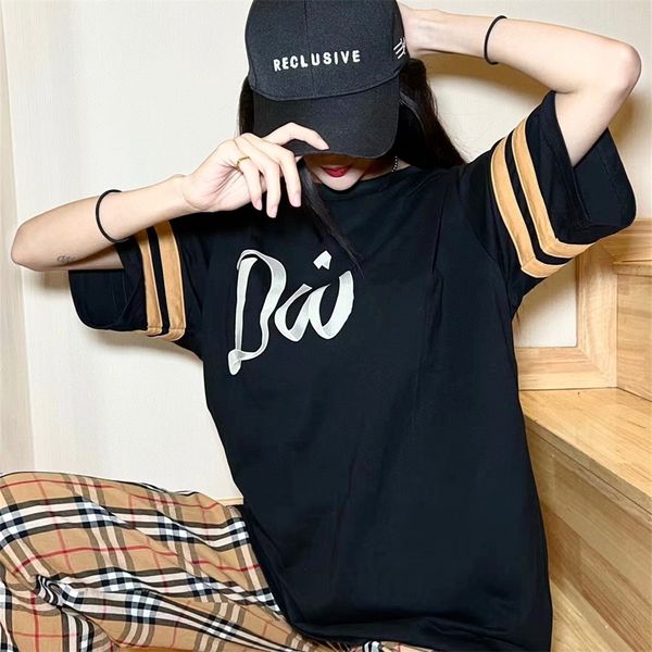 clothing 2022 spring and summer new couple print stripe ribbon round neck short sleeve t-shirt men's and women's top, White
clothing 2022 spring and summer new couple print stripe ribbon round neck short sleeve t-shirt men's and women's top, White