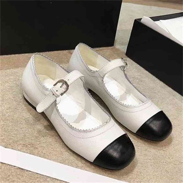 women's boots retro low heels classic fashion simple banquet shoes british style easy to match, Black
women's boots retro low heels classic fashion simple banquet shoes british style easy to match, Black