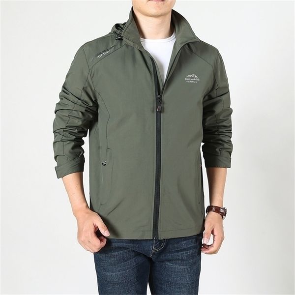 summer autumn jacket men outdoor casual hooded military jacket waterproof mens clothing quick dry windbreaker hiking coat men 201127, Black;brown
summer autumn jacket men outdoor casual hooded military jacket waterproof mens clothing quick dry windbreaker hiking coat men 201127, Black;brown