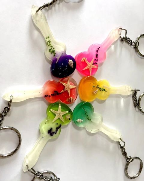 15 pcs keychain real starfish mixed color style cool key ring specimen, Slivery;golden
15 pcs keychain real starfish mixed color style cool key ring specimen, Slivery;golden