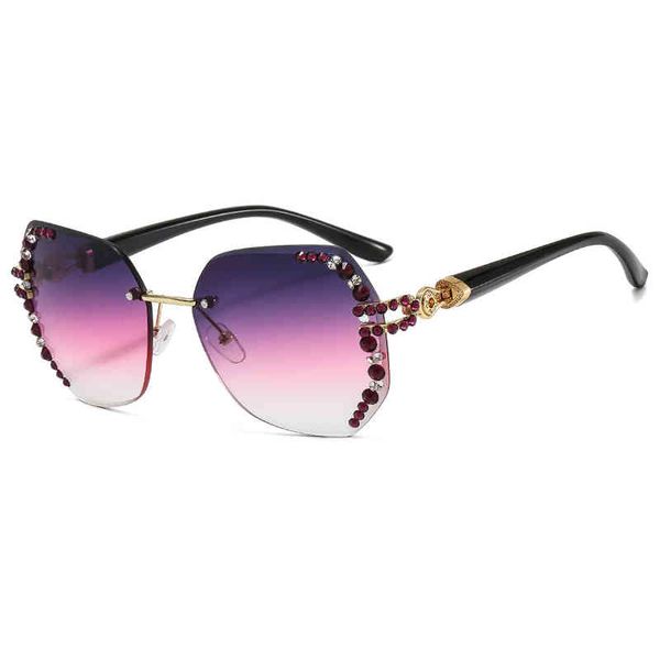 new metal ocean sunglass elegant lady street modern diamond rimmed glass fashion sunglasses luxury brand sun glasses vintage uv400, White;black
new metal ocean sunglass elegant lady street modern diamond rimmed glass fashion sunglasses luxury brand sun glasses vintage uv400, White;black