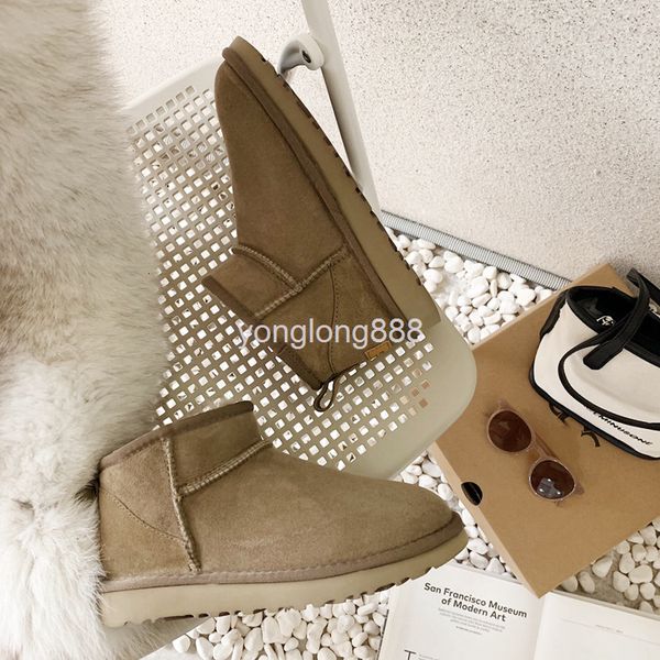 boots snow boots female sheep fur one autumn winter zhou dongyu lovers miniug short thickened cotton shoes, Black
boots snow boots female sheep fur one autumn winter zhou dongyu lovers miniug short thickened cotton shoes, Black