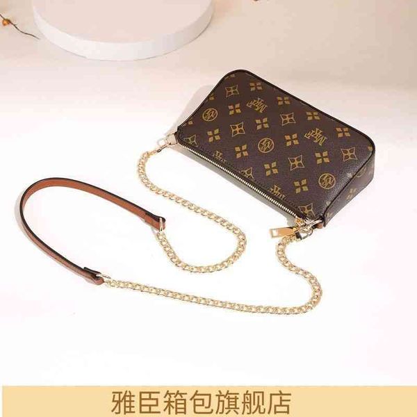 and advanced 2022 new old flower women's small square bag mahjong mini chain messenger bag luxury designer
and advanced 2022 new old flower women's small square bag mahjong mini chain messenger bag luxury designer