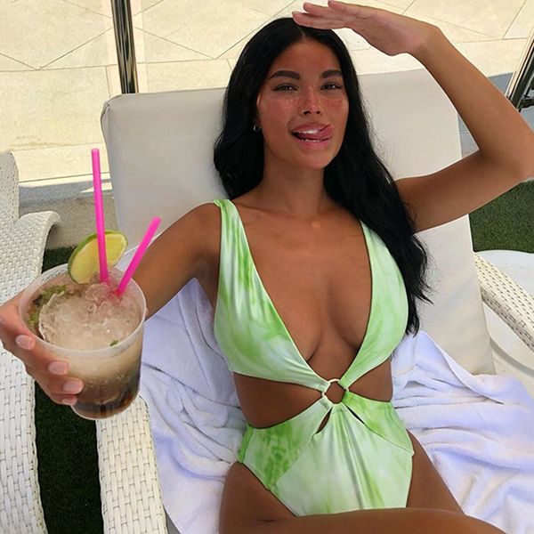 printed one piece swimsuit female 2022 hollow out swimwear women bodysuit push up monokini bathing suits summer beach wear, White;black
printed one piece swimsuit female 2022 hollow out swimwear women bodysuit push up monokini bathing suits summer beach wear, White;black