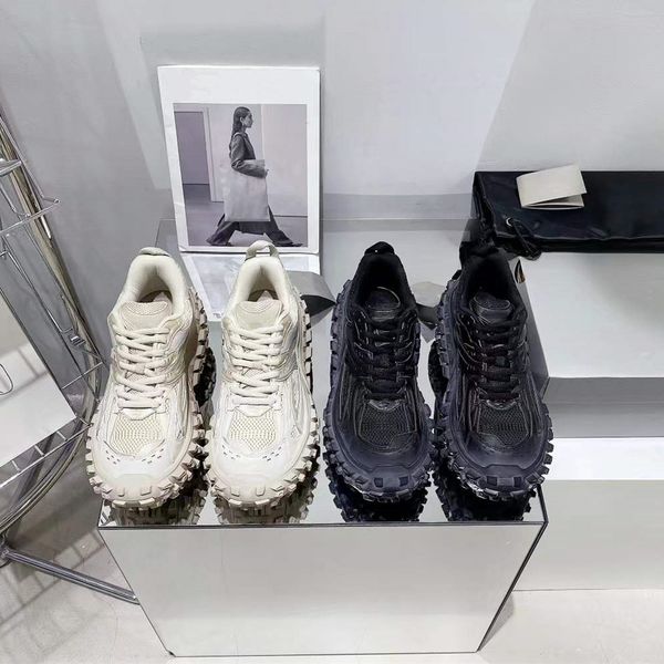 2022 spring summer famous brand designer vintage casual sports shoes fashion pure color leather breathable mesh patchwork tyre thick soled p
2022 spring summer famous brand designer vintage casual sports shoes fashion pure color leather breathable mesh patchwork tyre thick soled p