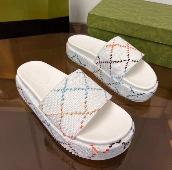 2022 new denim slipper embroidered cotton luxury designer slides women fashion thick bottom women platform letter sandals 35-44, Black
2022 new denim slipper embroidered cotton luxury designer slides women fashion thick bottom women platform letter sandals 35-44, Black