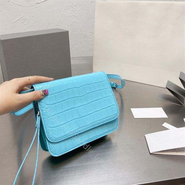 2021 ss lady fashion bags shoulder bags luxurys designers women crocodile pattern pu all-match handbags ladies purse 281a, Red;black
2021 ss lady fashion bags shoulder bags luxurys designers women crocodile pattern pu all-match handbags ladies purse 281a, Red;black