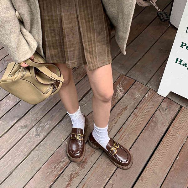 boots savage elegant british style metal black brown loafer shoes, one foot on round headed cow leather thick soled single shoes bjcn
boots savage elegant british style metal black brown loafer shoes, one foot on round headed cow leather thick soled single shoes bjcn