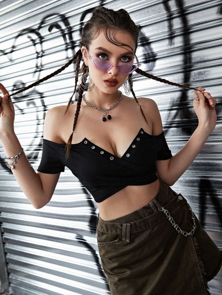 eyelet detail off shoulder crop w1ax#, White
eyelet detail off shoulder crop w1ax#, White