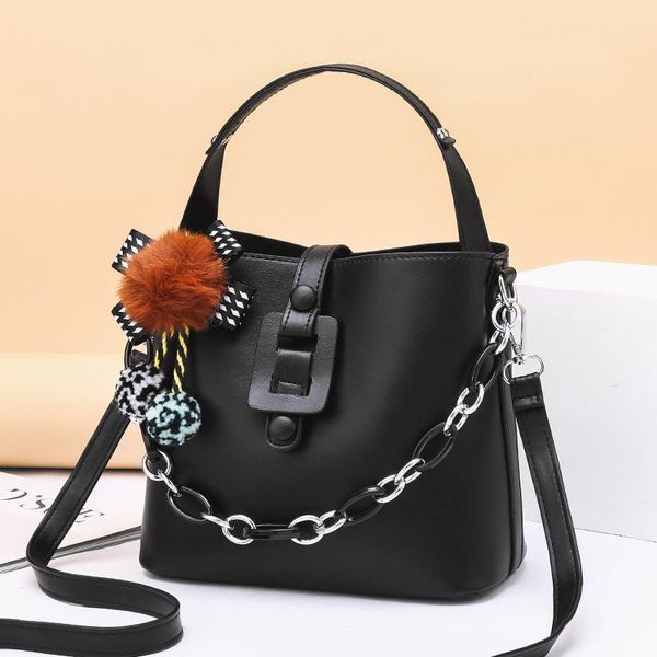 evening bags fashion solid color bucket bag 2022 leather women's handbag personality casual large capacity shoulder messenger
evening bags fashion solid color bucket bag 2022 leather women's handbag personality casual large capacity shoulder messenger