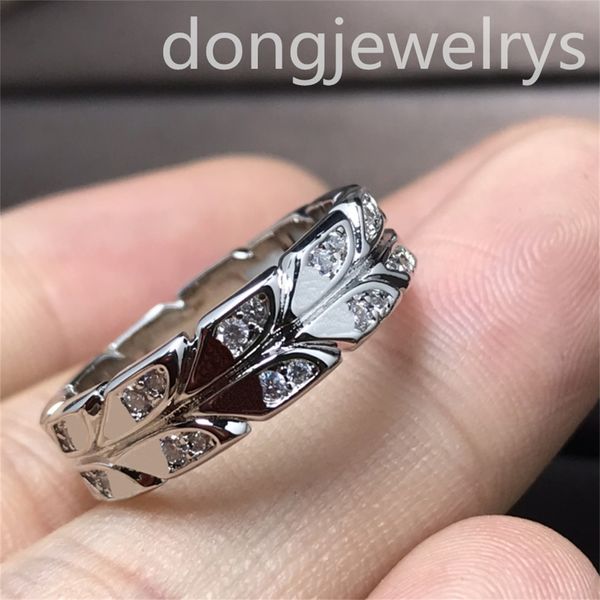 lovers couple rings simple elegant silver designer ring love engagement band ring dongjewelrys women rose gold party jewelry gift size ladie
lovers couple rings simple elegant silver designer ring love engagement band ring dongjewelrys women rose gold party jewelry gift size ladie