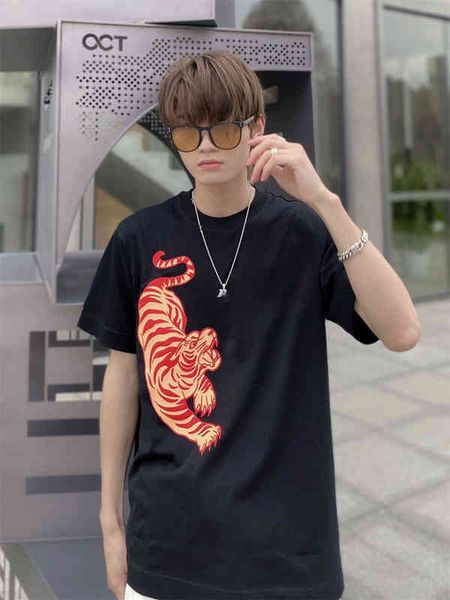 men's t-shirts high version ssgv spring and summer tiger print year of the limited men's short sleeve lovers loose cotton t-shirt, White;black
men's t-shirts high version ssgv spring and summer tiger print year of the limited men's short sleeve lovers loose cotton t-shirt, White;black