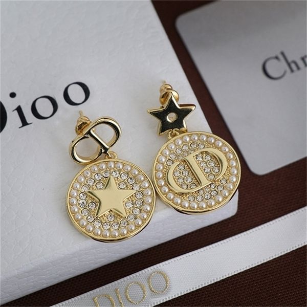2022 36% off designer jewelry d family letter pearl earrings light gold temperament female star diamond earrings, Golden
2022 36% off designer jewelry d family letter pearl earrings light gold temperament female star diamond earrings, Golden