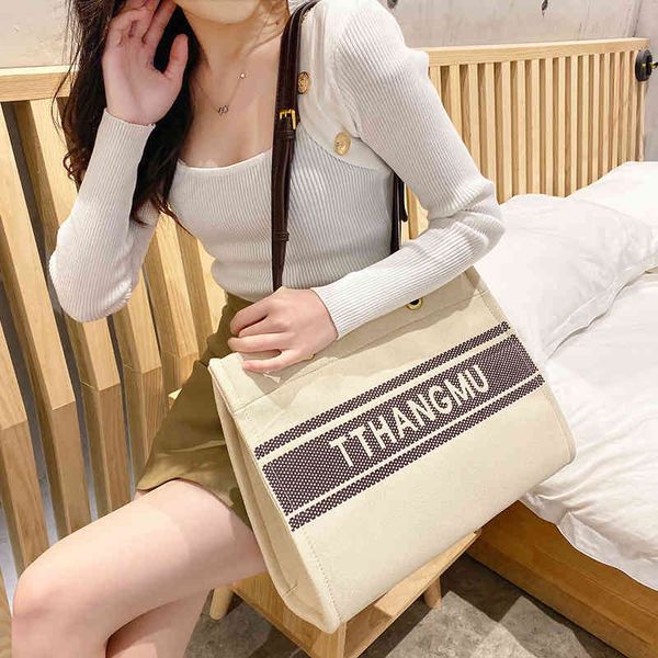 designer handbags fashion women's bag 2022 spring tote bag retractable canvas belt sand fashion boutique messenger
designer handbags fashion women's bag 2022 spring tote bag retractable canvas belt sand fashion boutique messenger