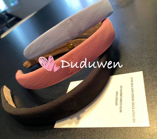 party gift cloth sponge headband metal-stamped classic hair accessories vintage headband double-c marks hairband duduvip
party gift cloth sponge headband metal-stamped classic hair accessories vintage headband double-c marks hairband duduvip