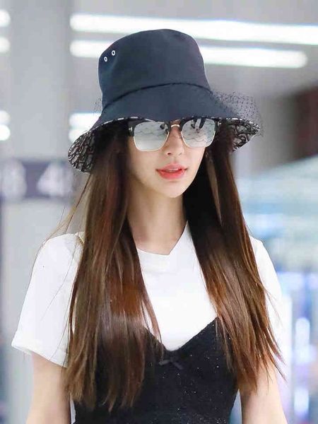 cloches net star baby's same d-family fisherman's hat mesh fashion large brim sunscreen autumn and winter old flower hat, Blue;gray
cloches net star baby's same d-family fisherman's hat mesh fashion large brim sunscreen autumn and winter old flower hat, Blue;gray