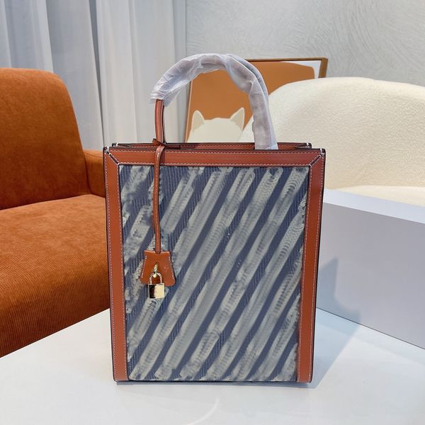 large capacity canvas tote bag ins stytle women shoulder bag cloth shopper bags 2022 letter printing handbag
large capacity canvas tote bag ins stytle women shoulder bag cloth shopper bags 2022 letter printing handbag