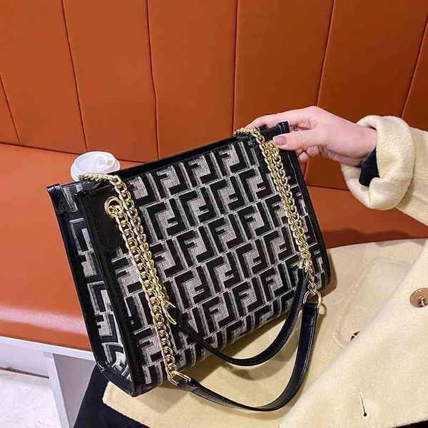 50% off factory clearance handbag capacity summer chain leisure texture tote