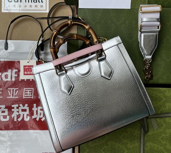 realfine bags 5a 702721 27cm diana small tote silver lame leather handbag shoulder purses for women with dust bag
realfine bags 5a 702721 27cm diana small tote silver lame leather handbag shoulder purses for women with dust bag