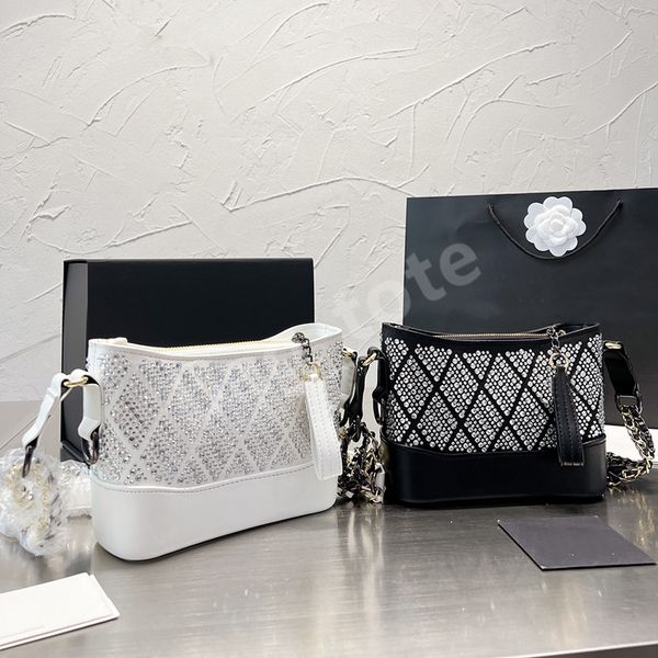 lady fashion shoulder bags luxury designer handbag delicate chain totes casual cross body wallet
lady fashion shoulder bags luxury designer handbag delicate chain totes casual cross body wallet