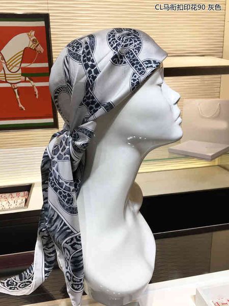 scarves autumn and winter net red same 18 mm silk old flower scarf mulberry square ce home, Blue;gray
scarves autumn and winter net red same 18 mm silk old flower scarf mulberry square ce home, Blue;gray