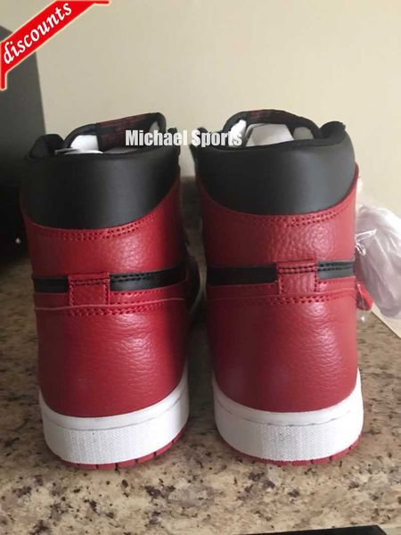 sandals sandals classic 1s og 1 basketball shoes tumbled genuine leather bred black red gym shoes mens women sneakers michael sports
sandals sandals classic 1s og 1 basketball shoes tumbled genuine leather bred black red gym shoes mens women sneakers michael sports