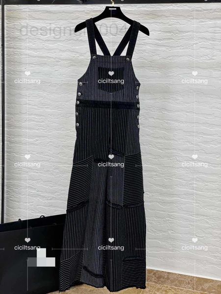 women's pants & capris designer 2022 spring and summer style small fragrance jeans strap pants wide leg 43hv, Black;white
women's pants & capris designer 2022 spring and summer style small fragrance jeans strap pants wide leg 43hv, Black;white