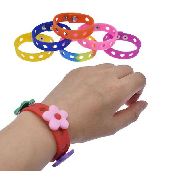 20pcs/lot 18cm colorfuls silicone wristband cartoon wrist strap adjustable sport bracelet band kids xmas gift, White;pink
20pcs/lot 18cm colorfuls silicone wristband cartoon wrist strap adjustable sport bracelet band kids xmas gift, White;pink