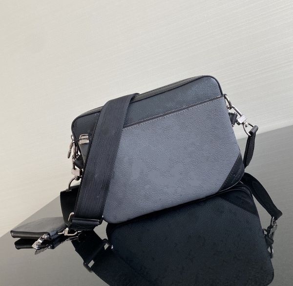 2022 classic small chain clutch bag for women men crossbody chest bags ladies outdoor totes canvas handbags woman size 12cm x7cm
2022 classic small chain clutch bag for women men crossbody chest bags ladies outdoor totes canvas handbags woman size 12cm x7cm