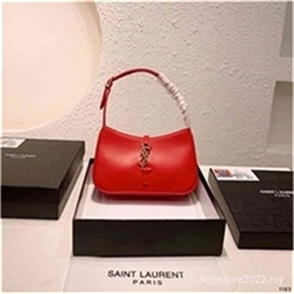 designer temperament underarm bag women's handbag fashion all-match shoulder luxury s
designer temperament underarm bag women's handbag fashion all-match shoulder luxury s