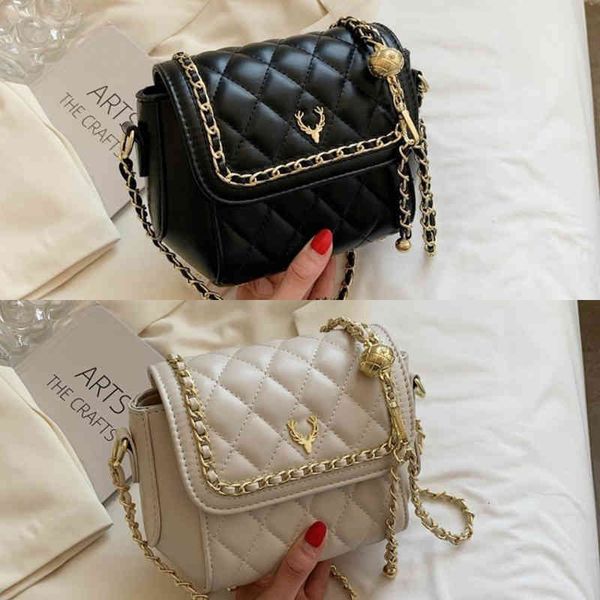 2022 women's solid fashion golden small handbagfashion ladies luxury dinner chain shoulder bag
2022 women's solid fashion golden small handbagfashion ladies luxury dinner chain shoulder bag