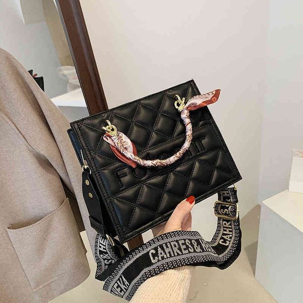 70% off texture spring summer trend fashion wide shoulder strap diagonal hand net red tote bag with silk scarf
70% off texture spring summer trend fashion wide shoulder strap diagonal hand net red tote bag with silk scarf