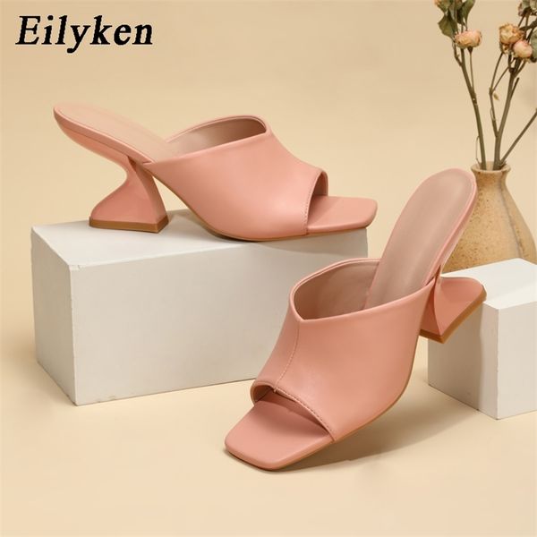 eilyken summer strange style women slippers non slip shoes slip on slippers slides zapatos mujer size 35-42 220425, Black
eilyken summer strange style women slippers non slip shoes slip on slippers slides zapatos mujer size 35-42 220425, Black