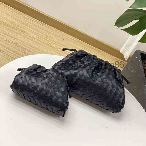 bottegas handbags designer ins venetas woven 2022 cloud soft leather dumpling fashion single messenger hand fold women s20v shoulder
bottegas handbags designer ins venetas woven 2022 cloud soft leather dumpling fashion single messenger hand fold women s20v shoulder