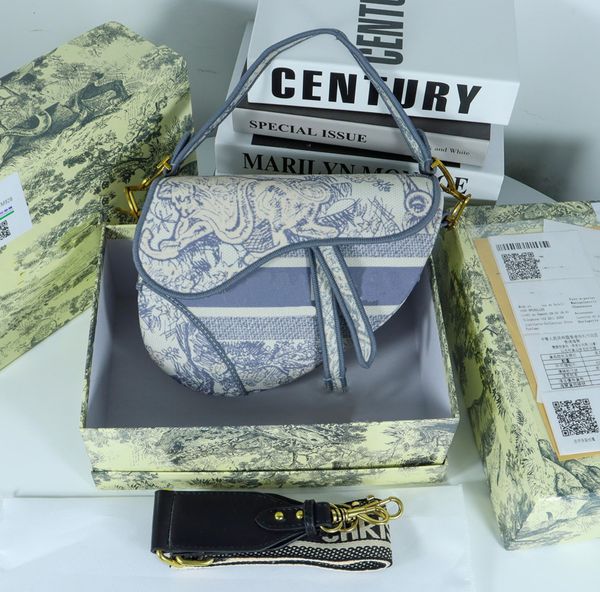2022 luxury designer bags shoulder handbagsladies handbags fashion metal handbags classic crossbody clutches pretty bagpalace17
2022 luxury designer bags shoulder handbagsladies handbags fashion metal handbags classic crossbody clutches pretty bagpalace17