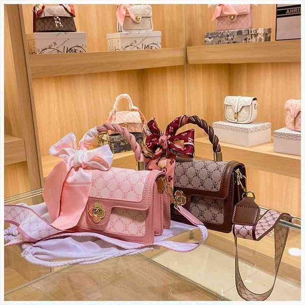 55% off online factory clearance handbag fashion bag portable small square single shoulder texture bag
55% off online factory clearance handbag fashion bag portable small square single shoulder texture bag