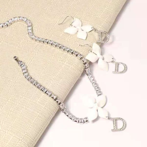 70% off 2022 new designer jewelrymedieval vitage ear hook word inlaid full diamond ear hook earring necklacenew jewellery, Silver
70% off 2022 new designer jewelrymedieval vitage ear hook word inlaid full diamond ear hook earring necklacenew jewellery, Silver